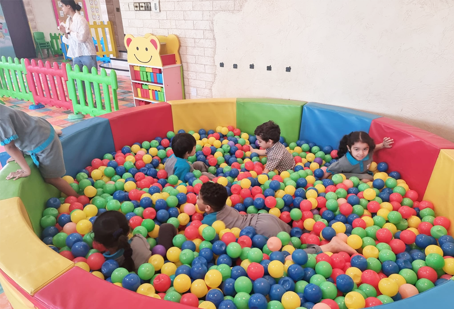 حضانة ليتل برلز