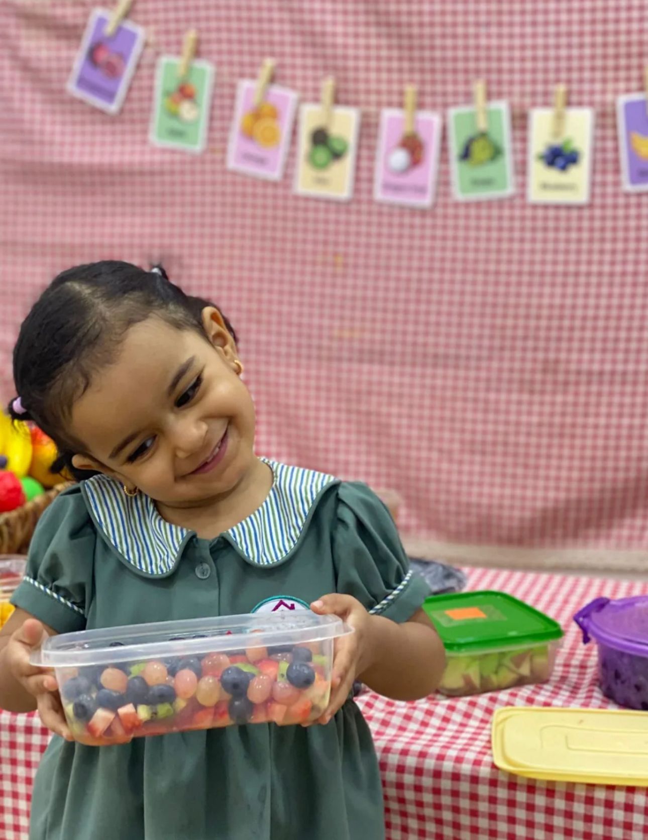 حضانة الطفل السعيد