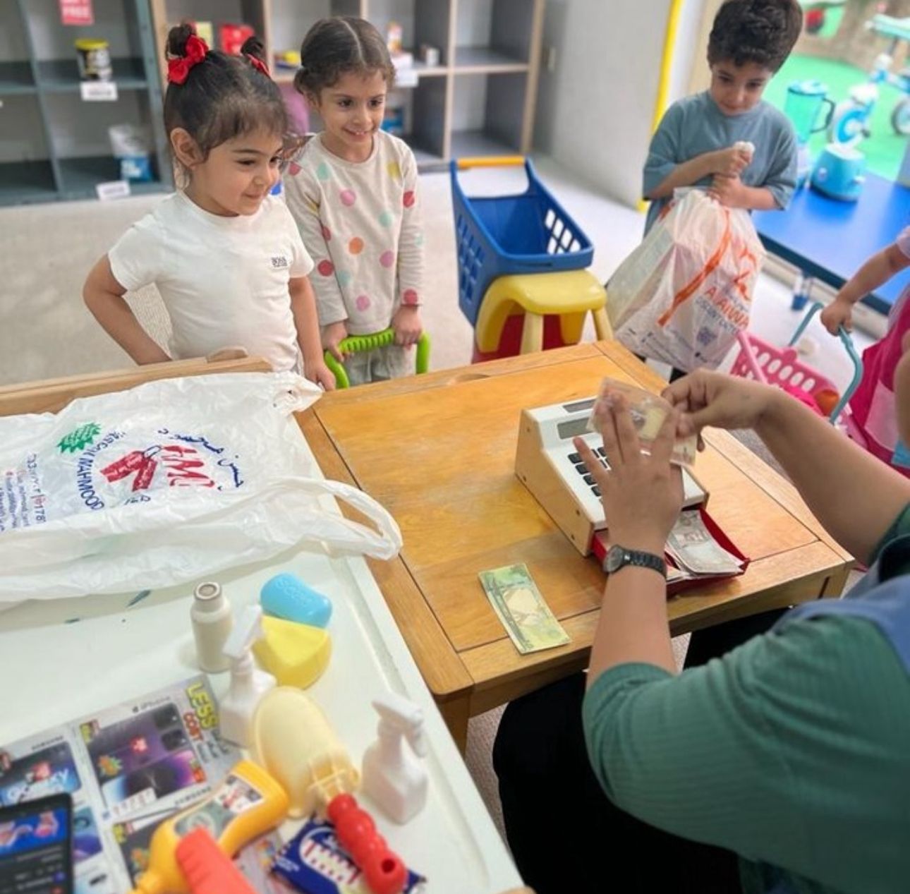 حضانة بمبينو ماحوز