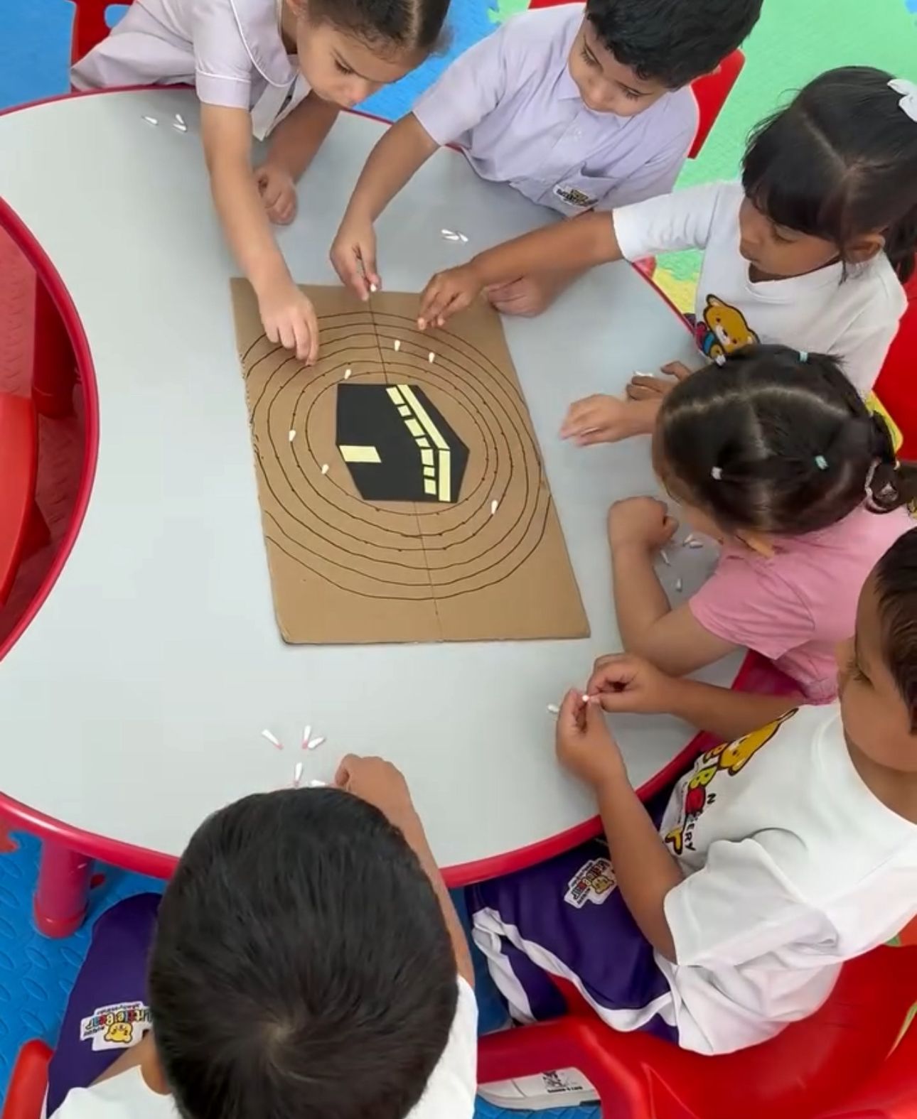 حضانة الدب الصغير